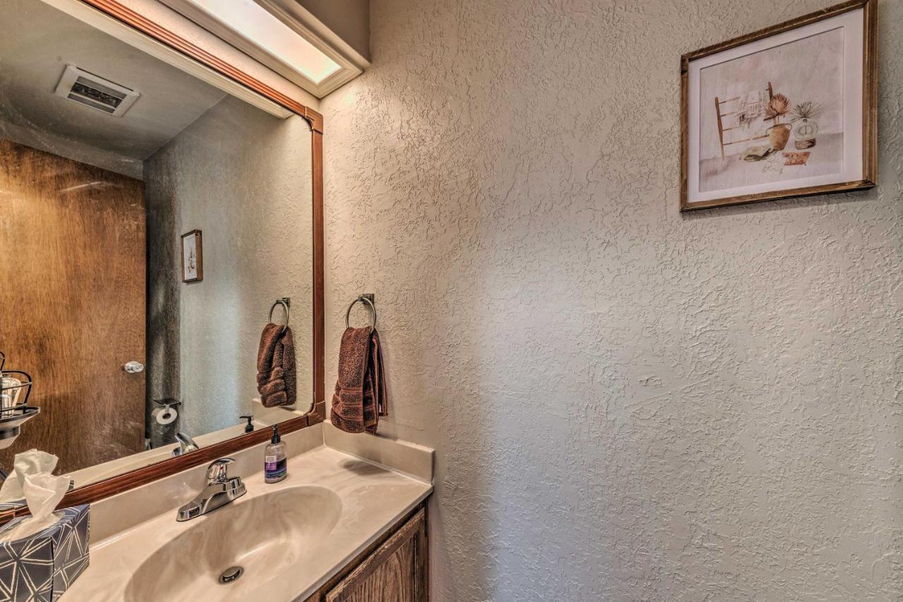 Forested Ruidoso Condo With Deck And Fireplace! 외부 사진