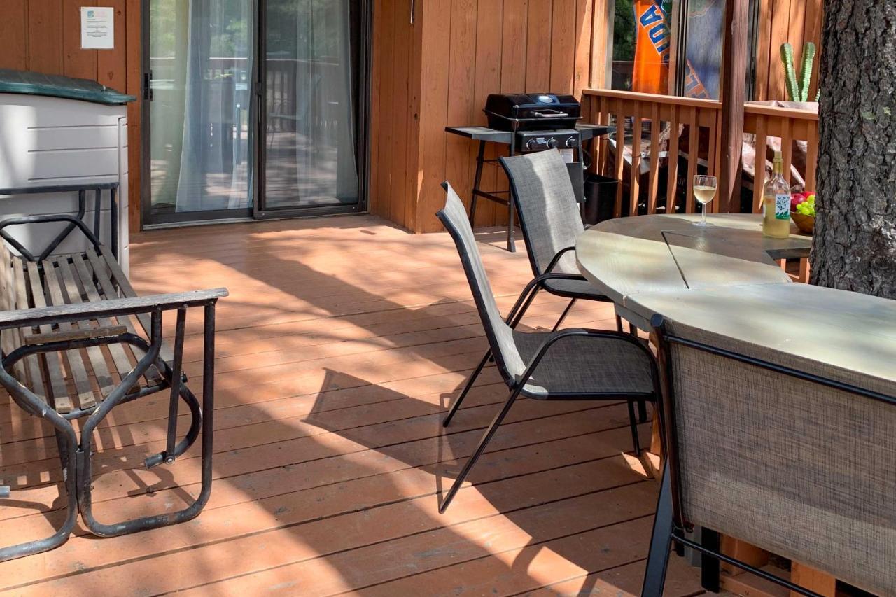 Forested Ruidoso Condo With Deck And Fireplace! 외부 사진